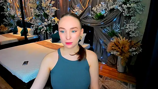 Snapshot of TrueReincarnation chatting on March 4, 4:09 pm TrueReincarnation online show from March 4, 4:09 pm