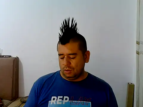 Joy2jordyson online show from November 2, 8:30 am