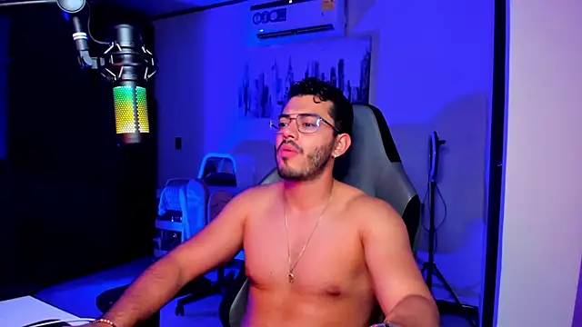 BrunoD31 online show from November 5, 4:59 am