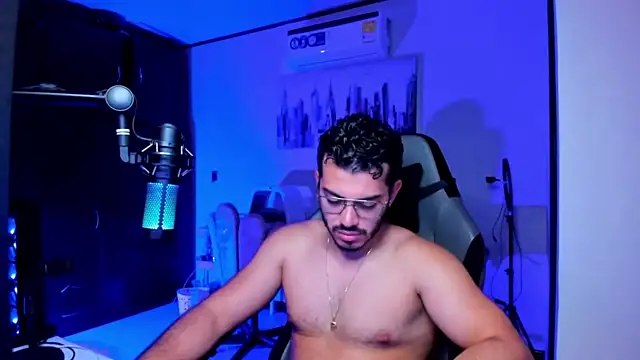 BrunoD31 online show from November 25, 3:51 am