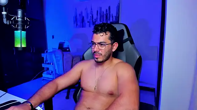 BrunoD31 online show from October 21, 4:12 am