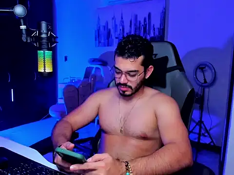 BrunoD31 online show from February 10, 3:27 am