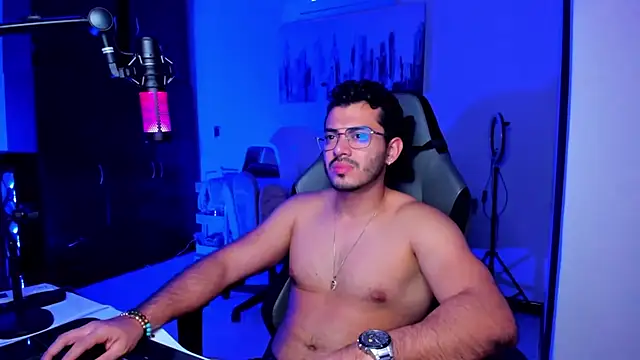 BrunoD31 online show from November 15, 5:00 am