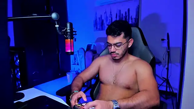 BrunoD31 online show from December 1, 12:28 pm