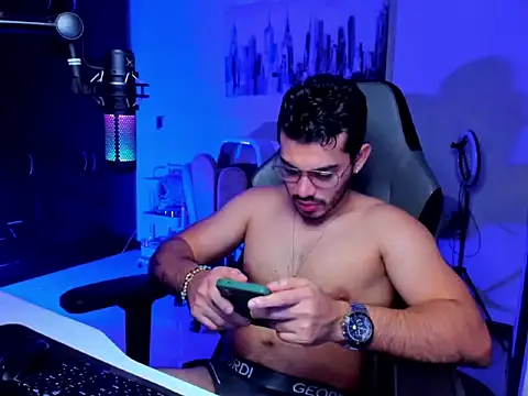 BrunoD31 online show from February 15, 4:46 am