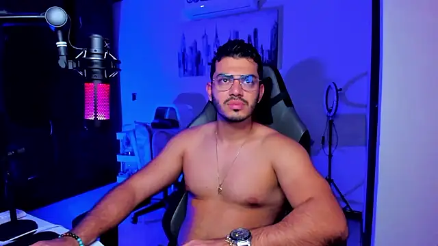 BrunoD31 online show from October 30, 1:20 pm