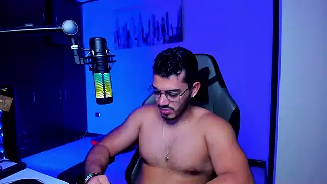 BrunoD31 online show from October 6, 2:02 am