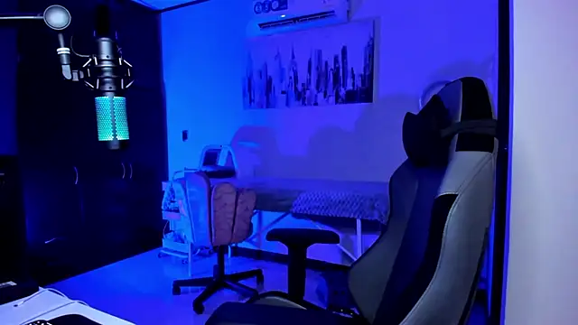 BrunoD31 online show from October 22, 5:18 am