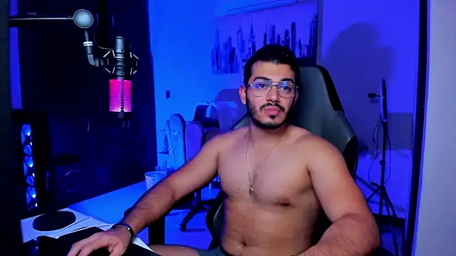 BrunoD31 online show from November 28, 4:01 am