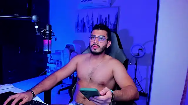 BrunoD31 online show from January 12, 4:30 am