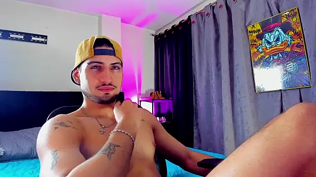 Giomar Reyes online show from February 19, 5:37 am