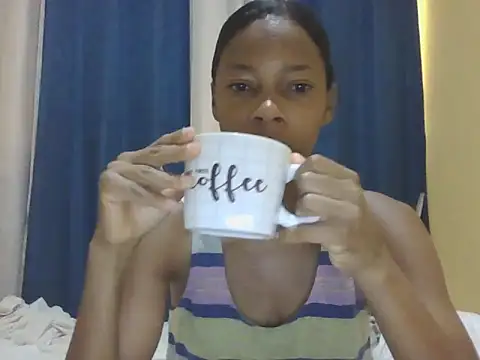 Snapshot of adele-33 chatting on March 1, 2:17 pm adele-33 online show from March 1, 2:17 pm