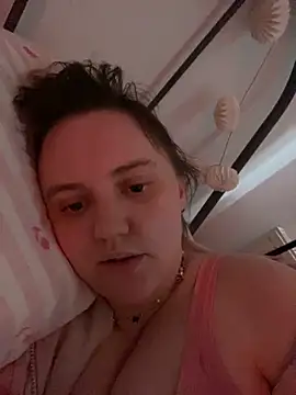 Lella Ryann  online show from May 31, 1:28 pm