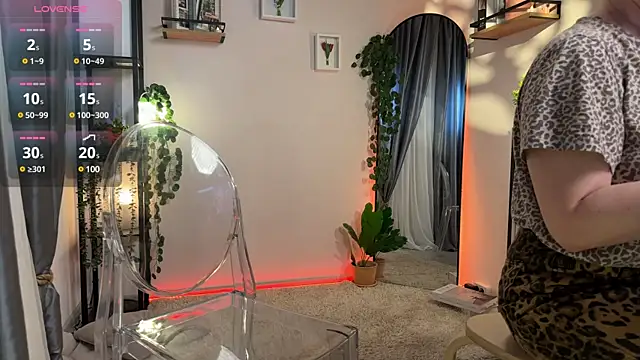 Lella Ryann  online show from March 8, 6:37 pm
