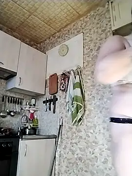 Holly-69 online show from November 21, 8:35 am