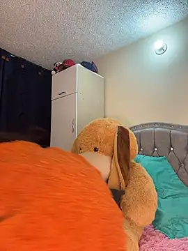 missycanoo online show from March 2, 5:08 am