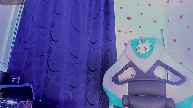 missycanoo online show from March 10, 2:37 am