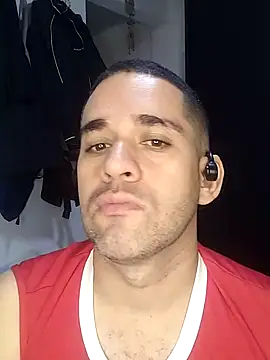 Snapshot of CRISTHIAN_GREY01 chatting on March 14, 3:58 pm CRISTHIAN GREY01 online show from March 14, 3:58 pm