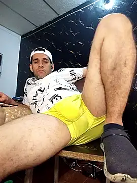 CRISTHIAN GREY01 online show from January 13, 3:43 am