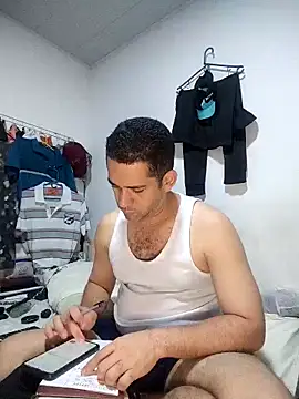 Snapshot of CRISTHIAN_GREY01 chatting on September 28, 6:09 am CRISTHIAN GREY01 online show from September 28, 6:09 am