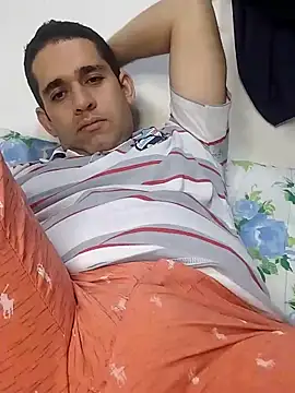 Snapshot of CRISTHIAN_GREY01 chatting on March 7, 5:29 am CRISTHIAN GREY01 online show from March 7, 5:29 am