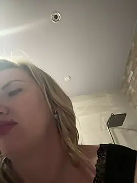 Snapshot of LanaShockk chatting on March 17, 7:48 pm LanaShockk online show from March 17, 7:48 pm