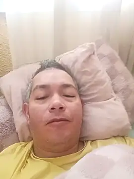 Snapshot of xxxx198756 chatting on February 26, 11:32 am xxxx198756 online show from February 26, 11:32 am