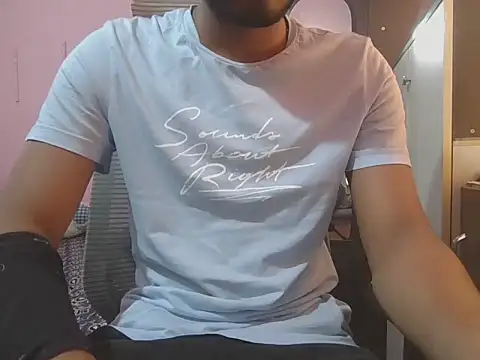 KissesBoyAD online show from December 1, 6:53 pm