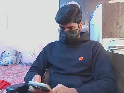 KissesBoyAD online show from January 9, 5:31 pm