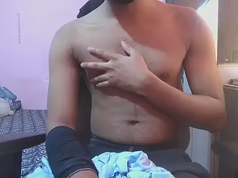 KissesBoyAD online show from December 4, 11:48 pm