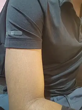 KissesBoyAD online show from December 2, 7:04 pm