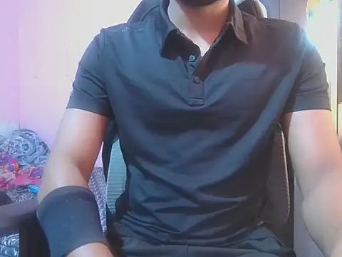 KissesBoyAD online show from December 5, 8:39 pm