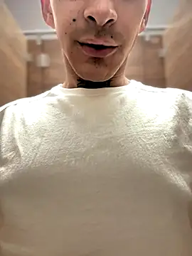 hotexoticbrunettes 24cm online show from November 5, 10:24 pm