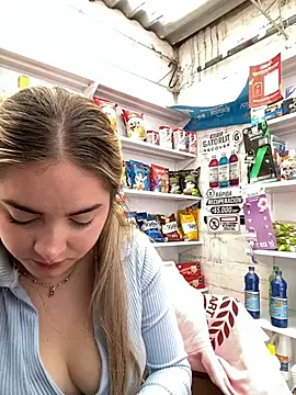 imlindapink online show from March 13, 2:55 pm