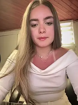 imlindapink online show from September 29, 3:28 pm