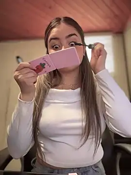 imlindapink online show from October 30, 4:59 pm