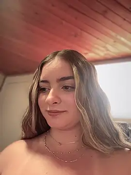 imlindapink online show from October 24, 5:34 pm