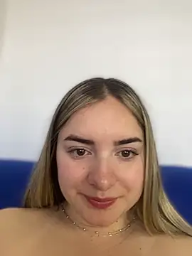 imlindapink online show from January 17, 2:31 pm