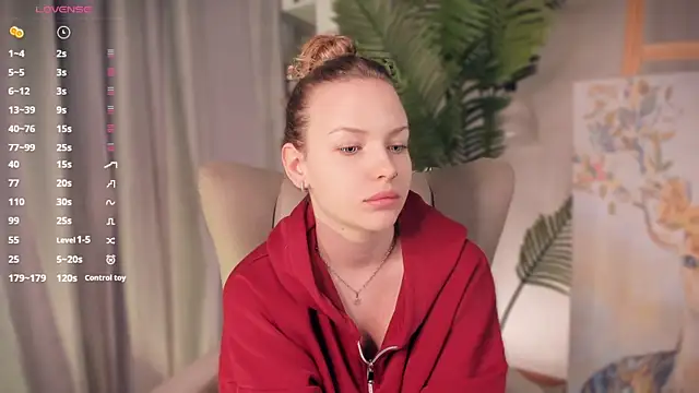 ElizavecaSunrise online show from June 18, 8:24 am