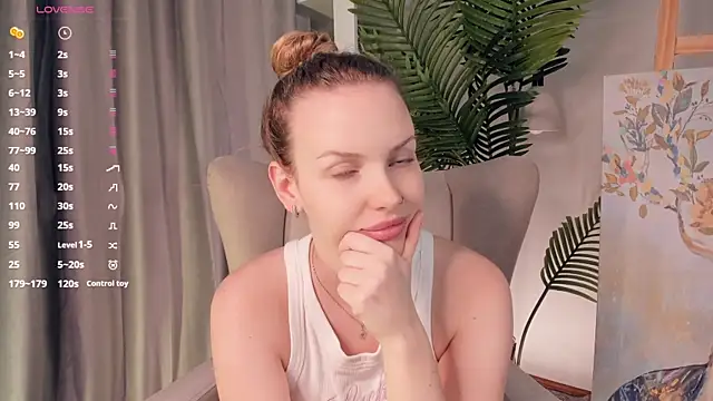ElizavecaSunrise online show from June 15, 7:41 am
