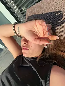 Jessica22years online show from February 7, 2:25 pm