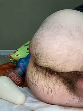 Snapshot of MaxJr8008 chatting on December 1, 4:34 pm MaxJr8008 online show from December 1, 4:34 pm
