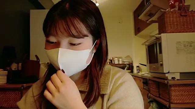 Snapshot of _Yui_ chatting on November 27, 8:26 am Yui online show from November 27, 8:26 am