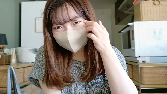 Snapshot of _Yui_ chatting on September 26, 3:35 am Yui online show from September 26, 3:35 am