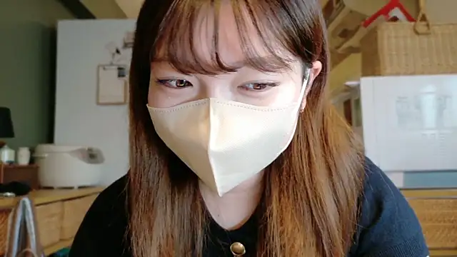 Snapshot of _Yui_ chatting on September 28, 7:59 am Yui online show from September 28, 7:59 am