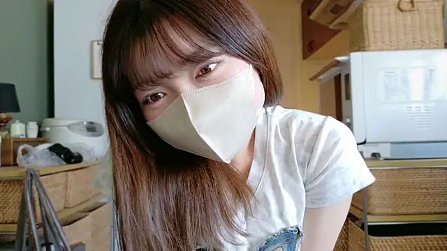 Snapshot of _Yui_ chatting on September 16, 3:18 am Yui online show from September 16, 3:18 am