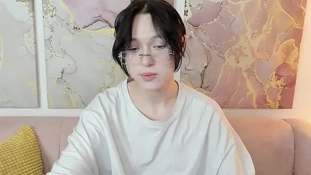 fiamoory online show from March 15, 4:08 am