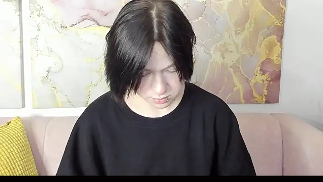 fiamoory online show from March 6, 8:31 am