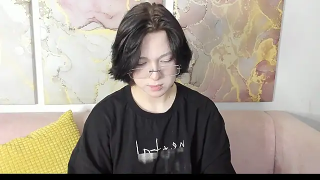 fiamoory online show from March 10, 1:20 am