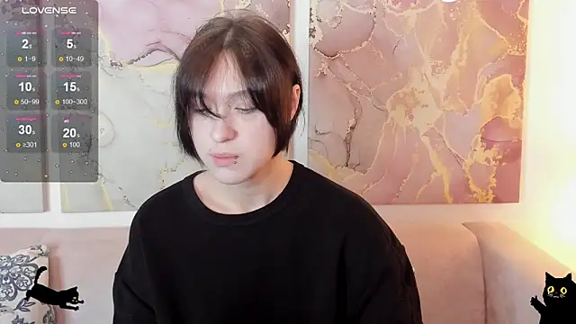 fiamoory online show from May 19, 1:56 am